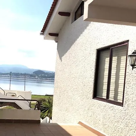 En Primera Linea De Playa